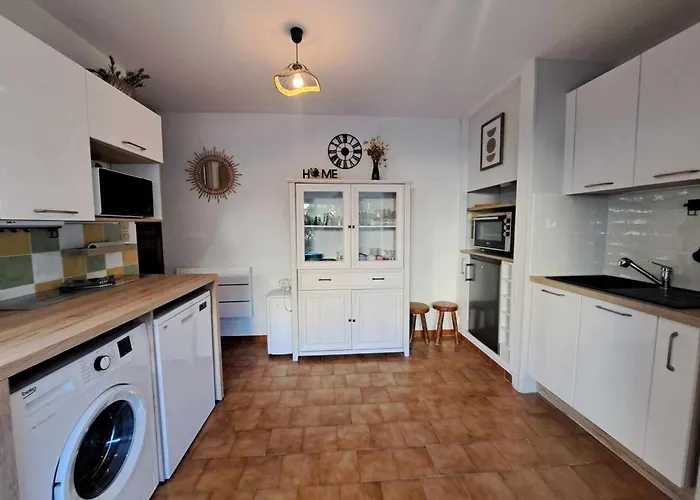 Апартаменты En Rdc, Acces Direct Plage, Terrasse 30m², Parking Prive, Equipements Complets - Fr-1-326-795 *