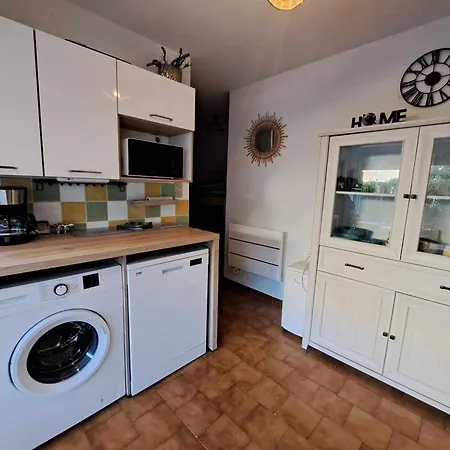 En Rdc, Accès Direct Plage, Terrasse 30m², Parking Privé, équipements Complets - Fr-1-326-795 Appartamento